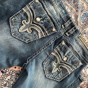 Womens Rock Revival Jeans size 32